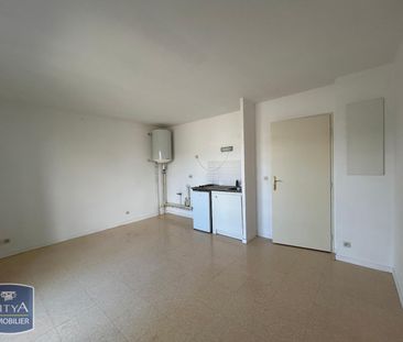 Location Appartement 1 pièce 24m² NOISY LE GRAND 93160 - Photo 1