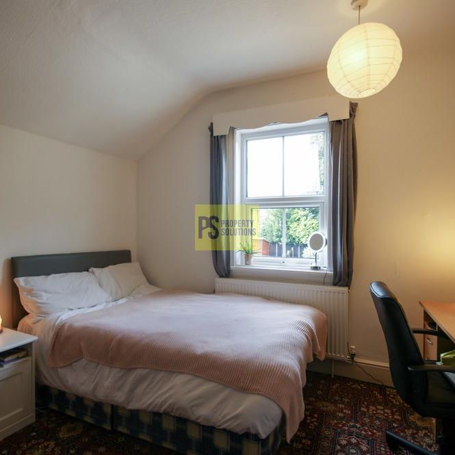 5 bedroom property to rent - Photo 1