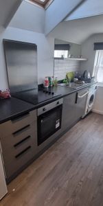 1 Bed Student Accommodation - Photo 3