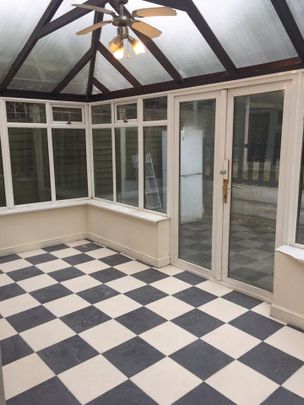 3 bedroom semi-detached house to rent - Photo 1