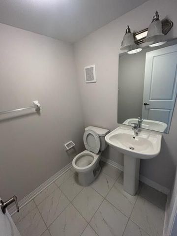 For Lease - 585 Colborne Street Unit# 1010, Brantford, Ontario - Photo 4