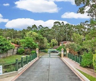 21/18 Batchworth Road, Molendinar QLD 4214 - Townhouse For Rent | D... - Photo 1