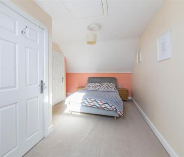 3 bedroom terraced house to rent - Photo 3