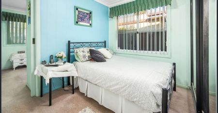 Bright Facing Home – Great Location - Photo 3