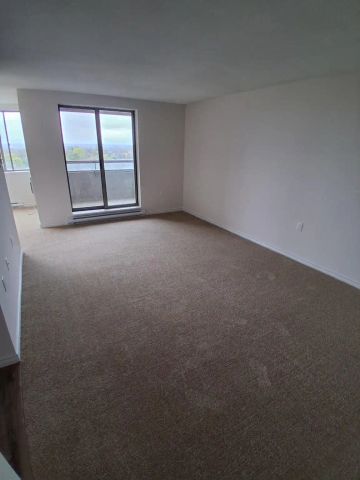 Highview Glen — 2 Bedroom - Photo 3