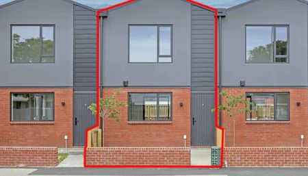 Brand New Two Bedroom Townhouse! - Photo 5