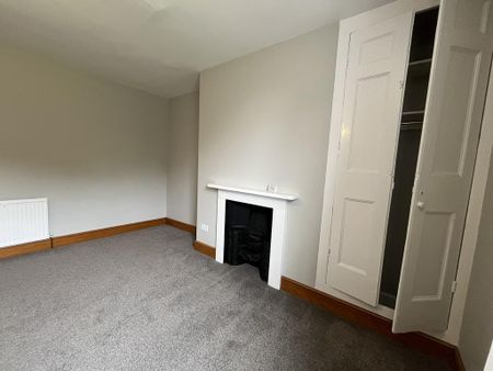 2 bedroom property with land to rent - Photo 4