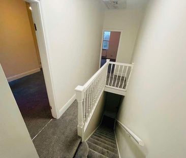 Top Floor Flat, Austerfield Avenue, Doncaster, DN5 - Photo 4