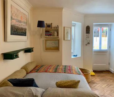 Studio to rent - Photo 5