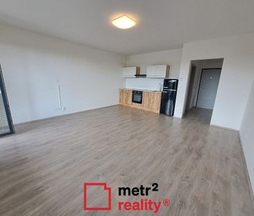 Pronájem bytu 1+kk 37 m² - Photo 1