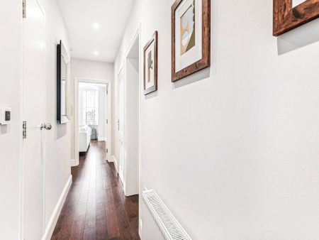 3 bedroom apartment to rent - Photo 3