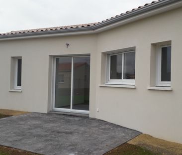 MAISON TYPE IV - NEUVILLE DE POITOU - Photo 6