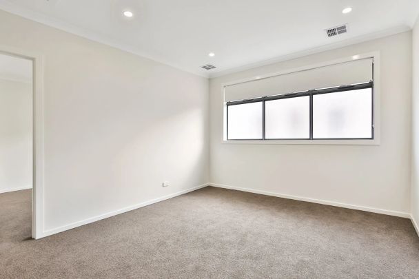 Modern Living Coastal Vibes... - Photo 1