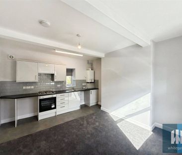 Smithy Lane, Moldgreen, Huddersfield, HD5 - Photo 6