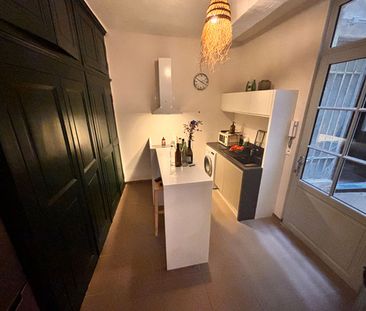 NIMES CENTRE - APPARTEMENT MEUBLE T3 DE 63M2 - Photo 2