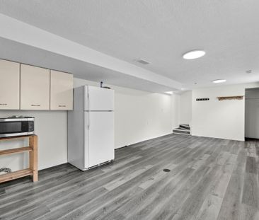 For Lease - 120 Jansen Avenue, Kitchener, Ontario - Photo 1