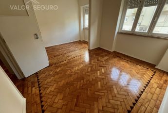 Apartamento T3 em Lisboa