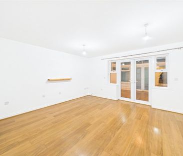 4 bedroom terraced house to rent - Photo 2