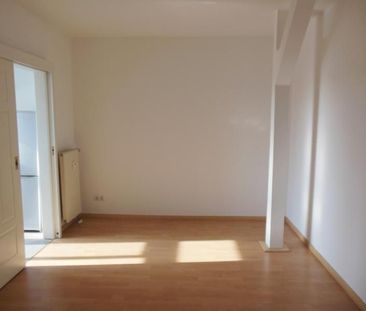 2 Raum-DACHGESCHOSS-Whg in Gohlis , Bad mit Fenster, Wanne, hell un... - Photo 1