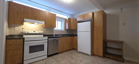 For Lease - 89 Centre Street Unit# Main Floor, Richmond Hill, Ontario - Photo 5