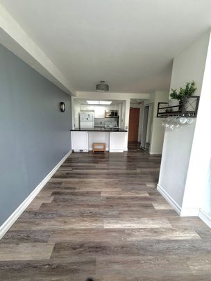 For Lease - 8351 Mclaughlin Road Unit# 223, Brampton, Ontario - Photo 1