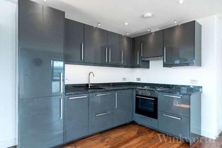 Queens Road, London, SE15 - Photo 4