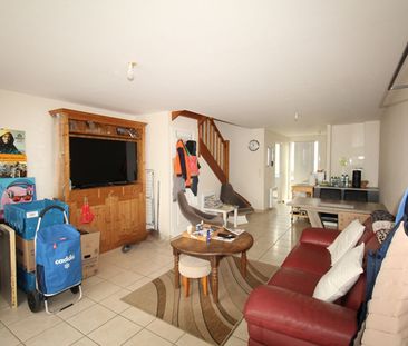 Location Appartement 3 pièces 70m² - Photo 1