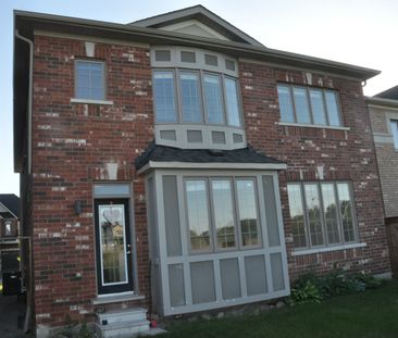 For Lease - 156 Frank Kelly Drive, East Gwillimbury, Ontario - Photo 4