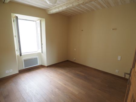 Maison de village à louer lumineuse 2 chambres - Photo 3