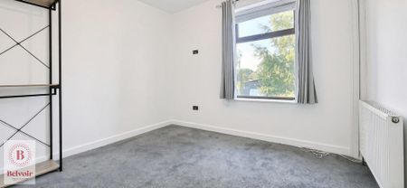 4 bedroom semi-detached house to rent - Photo 2