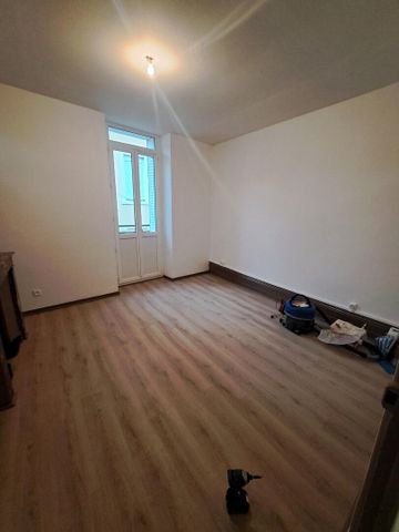 Appartement À Louer 2 Pièces , 47 M² - Photo 4