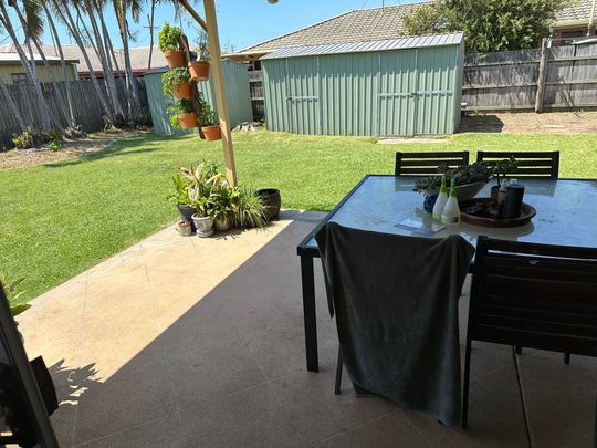 Golden Beach - Photo 1