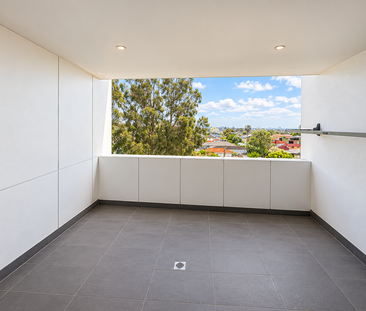 Modern 2 Bedroom Apartment - Photo 6