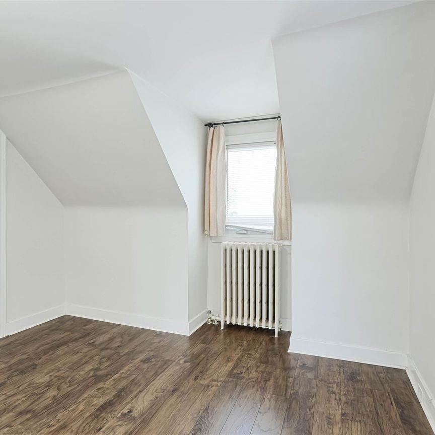For Lease - 3927 Bloor Street, Toronto, Ontario - Photo 1