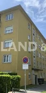 Appartement de 2.5 pièces au 4ème étage avec balcon - Photo 3