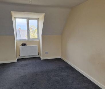 4 bedroom terraced house to rent - Photo 5