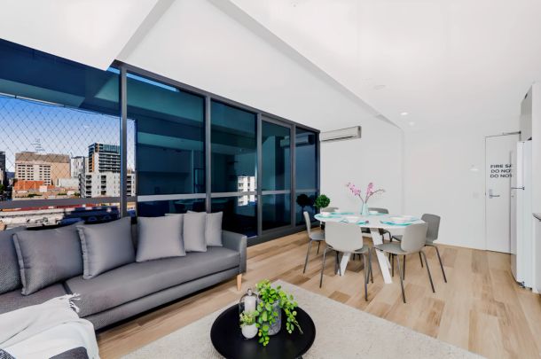 7 Bedroom Apartment - King Single Bed - Photo 1