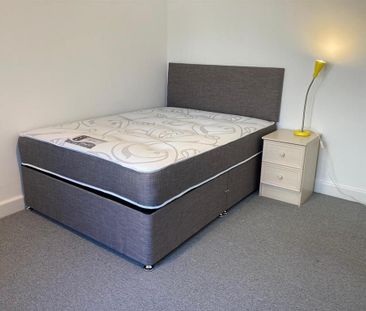 2 bedroom private hall to rent - Photo 5