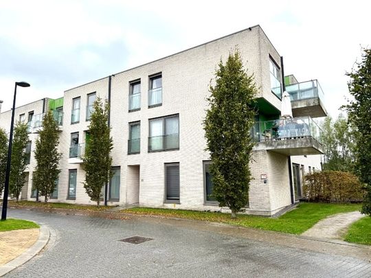 Appartement te huur - Photo 1