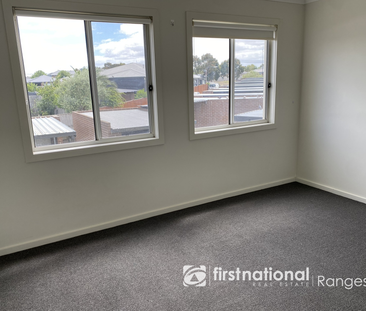 Townhouse Living with Park Views - Photo 2