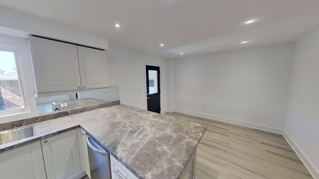 For Lease - 664 Napa Valley Avenue, Vaughan, Ontario - Photo 3