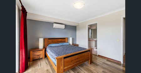 Spacious family home with large outdoor alfresco Entertaining area - Photo 5