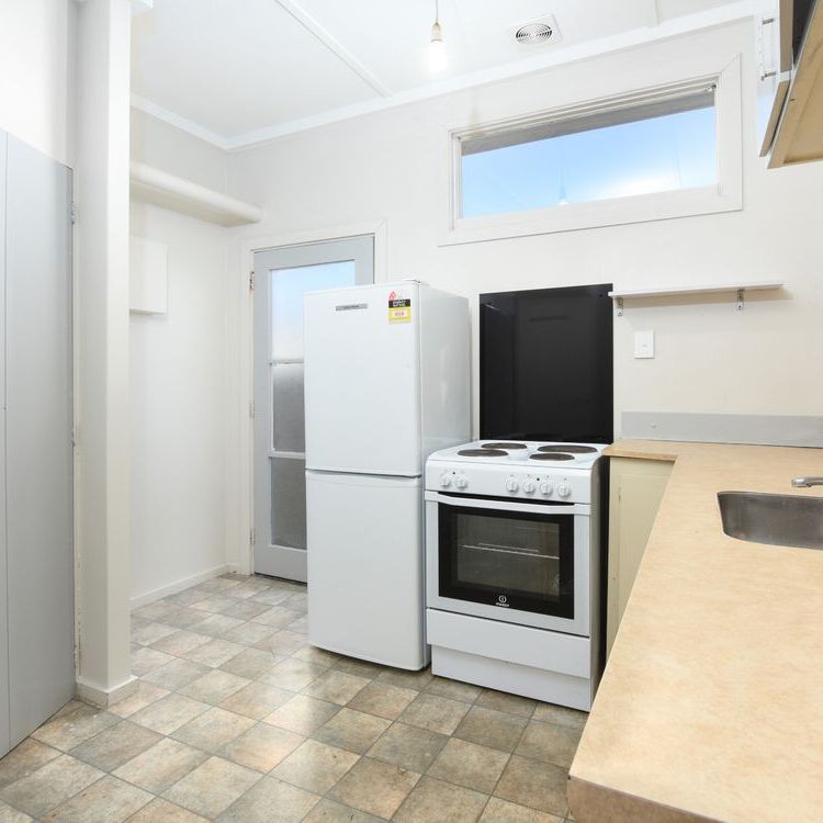 41 Riselaw Road, Calton Hill - Photo 1