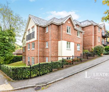 2 bedroom apartment to rent Baden Powell Court, Charterhouse Road, ... - Photo 2