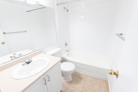 For Lease - 50 Cambridge Avenue Unit# 2112, Toronto, Ontario - Photo 5