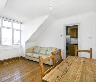 Fairlawn Avenue, London, W4 5EF - Photo 4