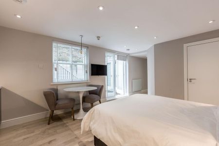 Flat to rent - Photo 2