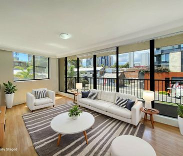 Perfectly Positioned Renovated Apartment! - Photo 4