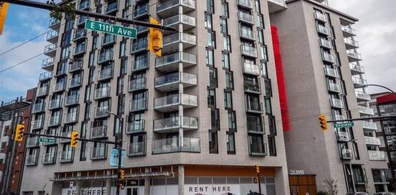 Rooftop Adult Lounge Area, Located in Vancouver, 1 bedroom - Photo 2