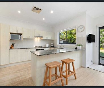 Fantasic family home - Photo 6